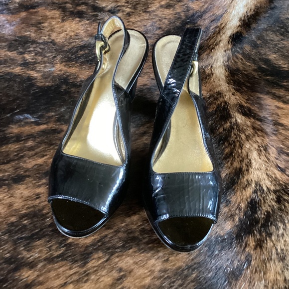 Coach Gem Black Patent Leather Sling Back Peep Toe Heels - Picture 2 of 11